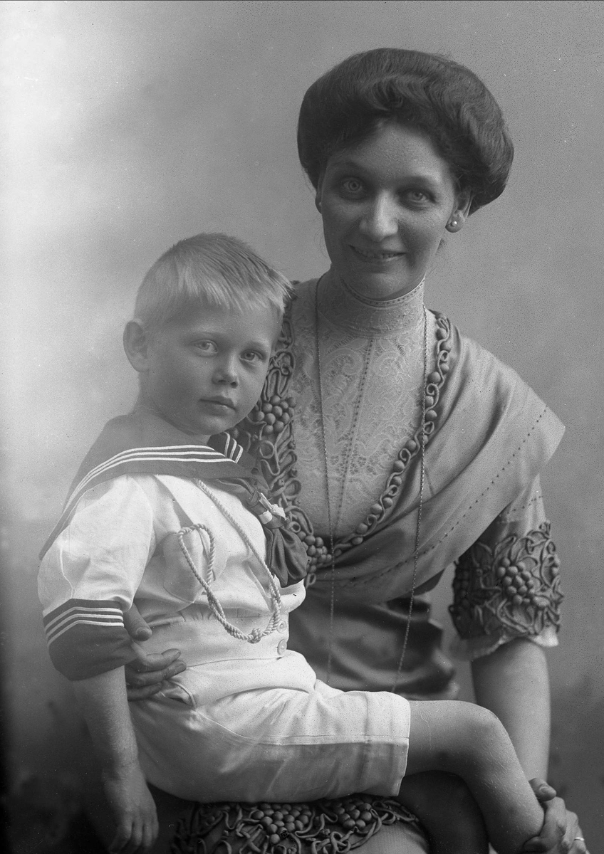 Gustav Borgen, NFB.44677