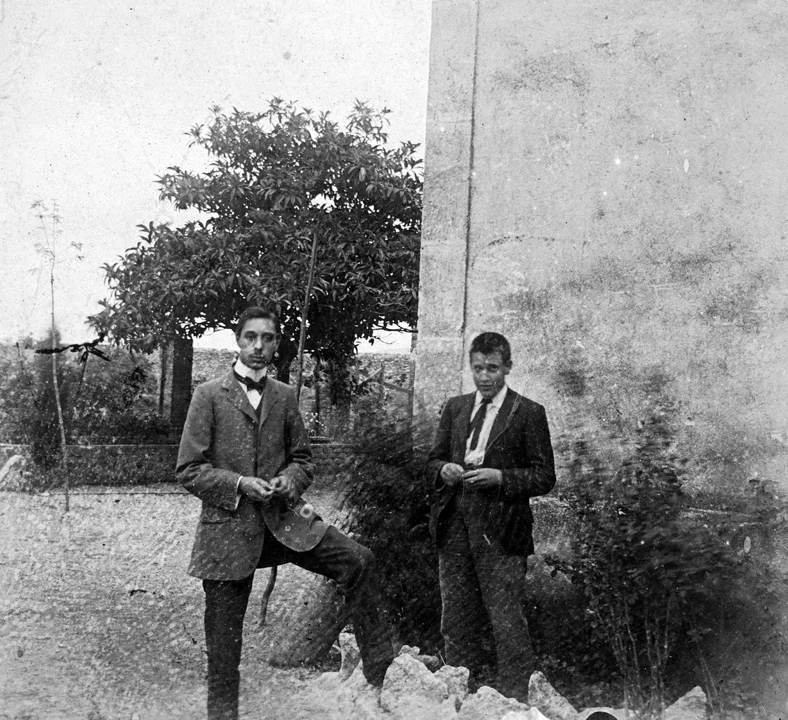 Desconegut, [Portrait of Narcissus Villa and Carles Vilaseca]