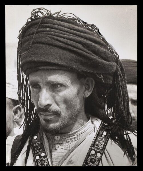 Hardy, Bert, A window onto the Yemen