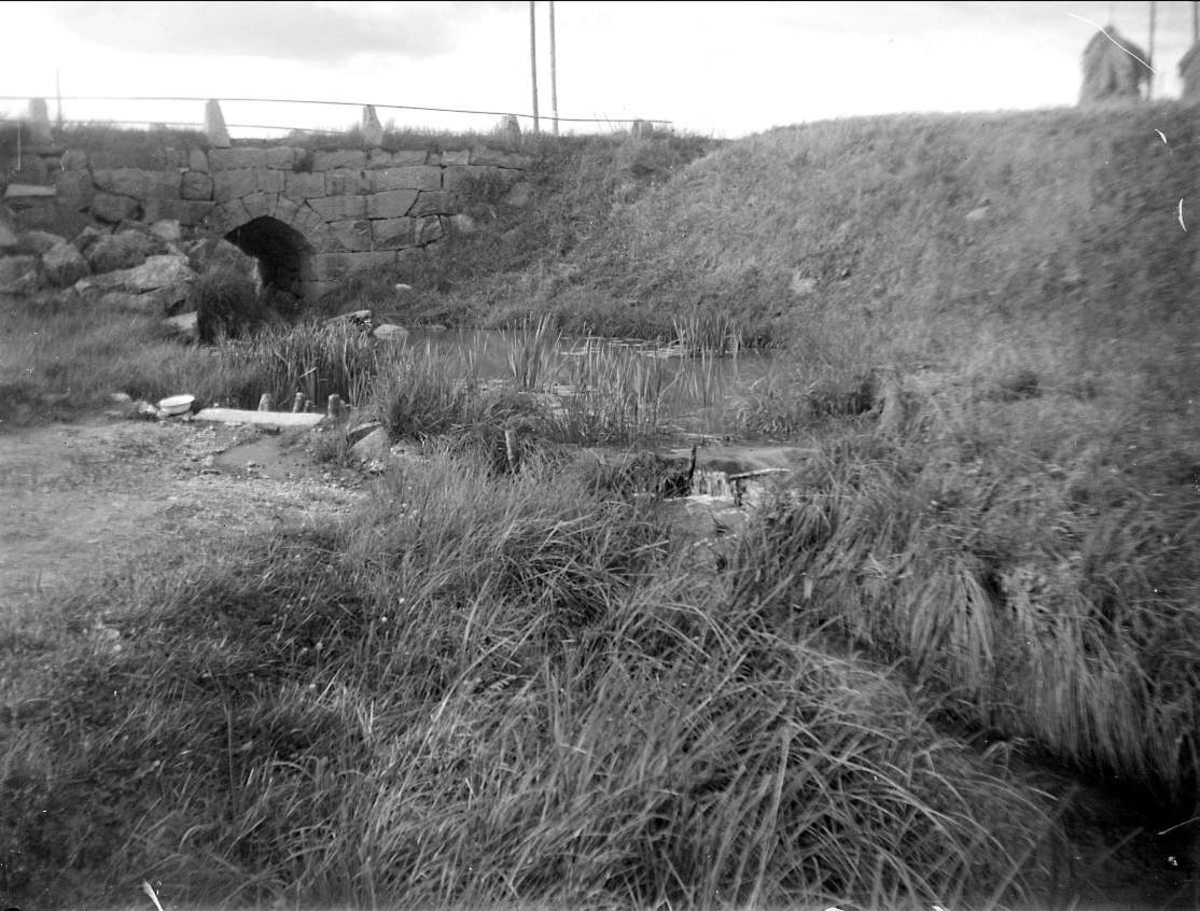 August Fredrik Schagerström, “Road Bridge with a” Porn “between Gunsta and Funbo Kyrka,” Funbo parish, Uppland August 1929