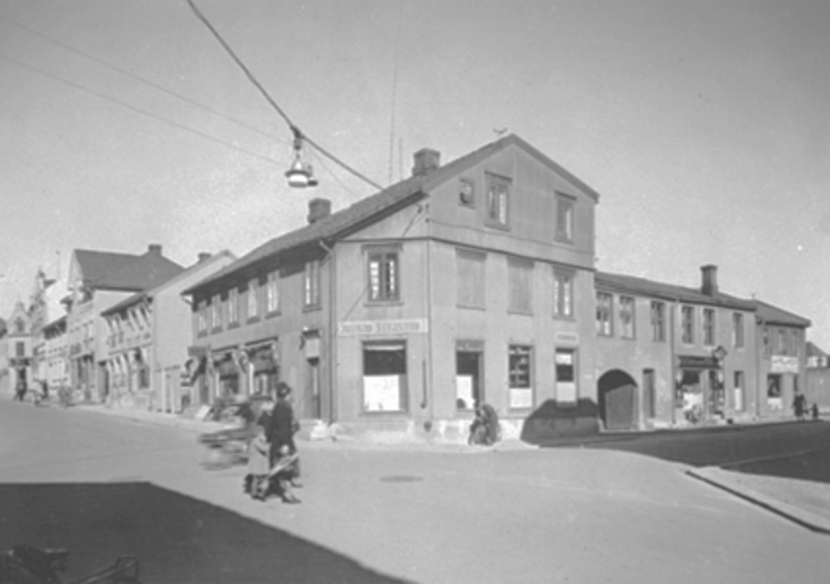 Anno Domkirkeodden, EKSTERIØR GRØNNEGATA 41/VANGSVEGEN, J. A. MELANDER, JORUND STENSRUD, CENTRUM CAFE