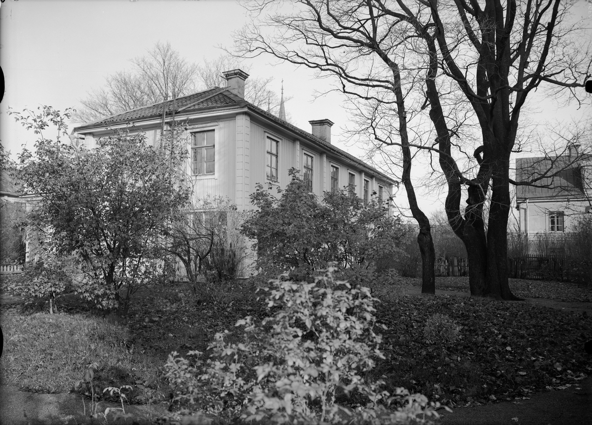 Paul Sandberg, Ihregården, Övre Slottsgatan, Uppsala 1935