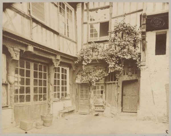 Atget, Jean-Eugène-Auguste, House of Francis I, Abbeville, France