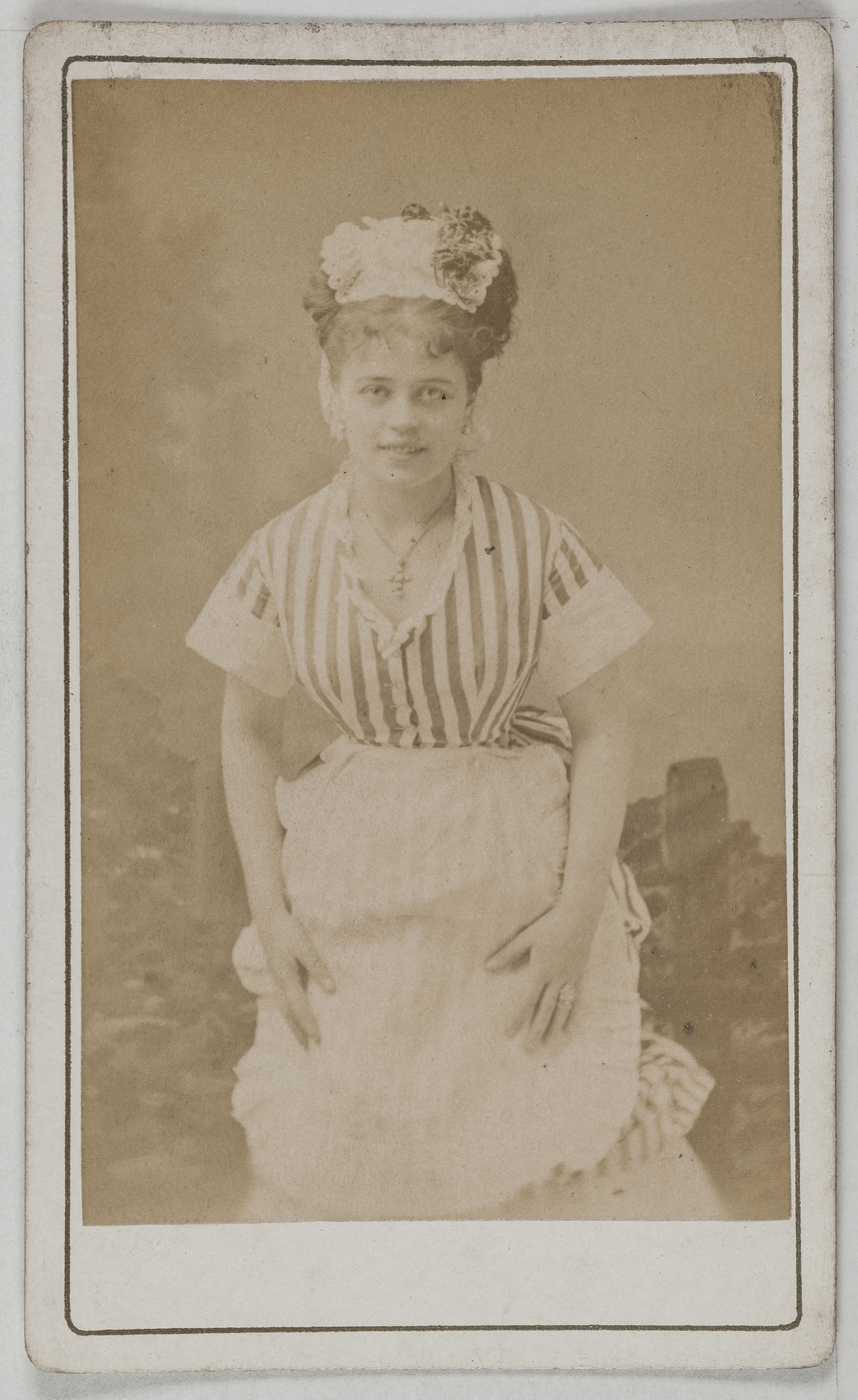 Gaston & Mathieu, Portrait de Juliette (actrice au théâtre de la Renaissance)