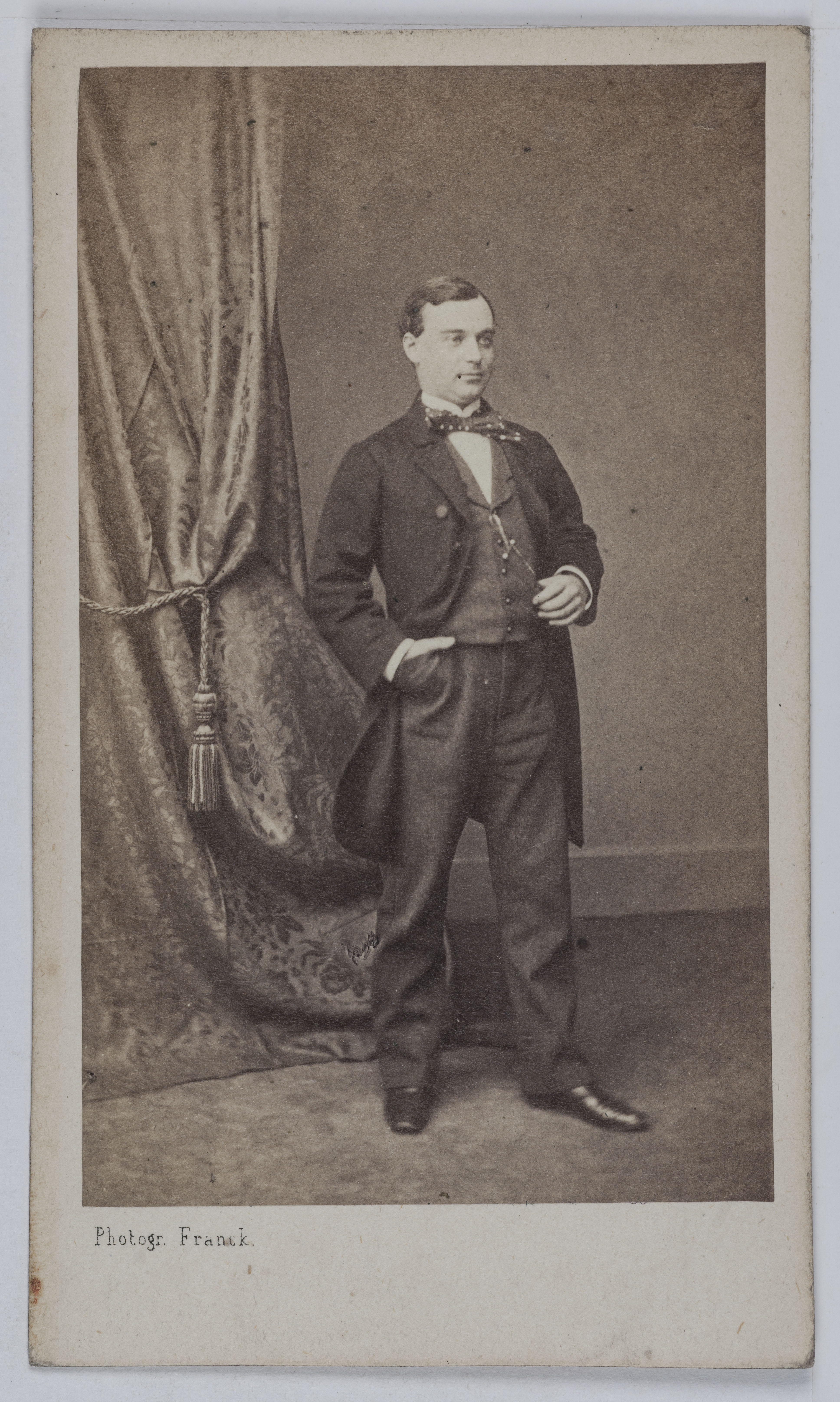 Franck, Portrait de Charles Edmond Roger (1835-1900), acteur au Théâtre de l'Odéon et à la Comédie Française de 1873 à 1900.