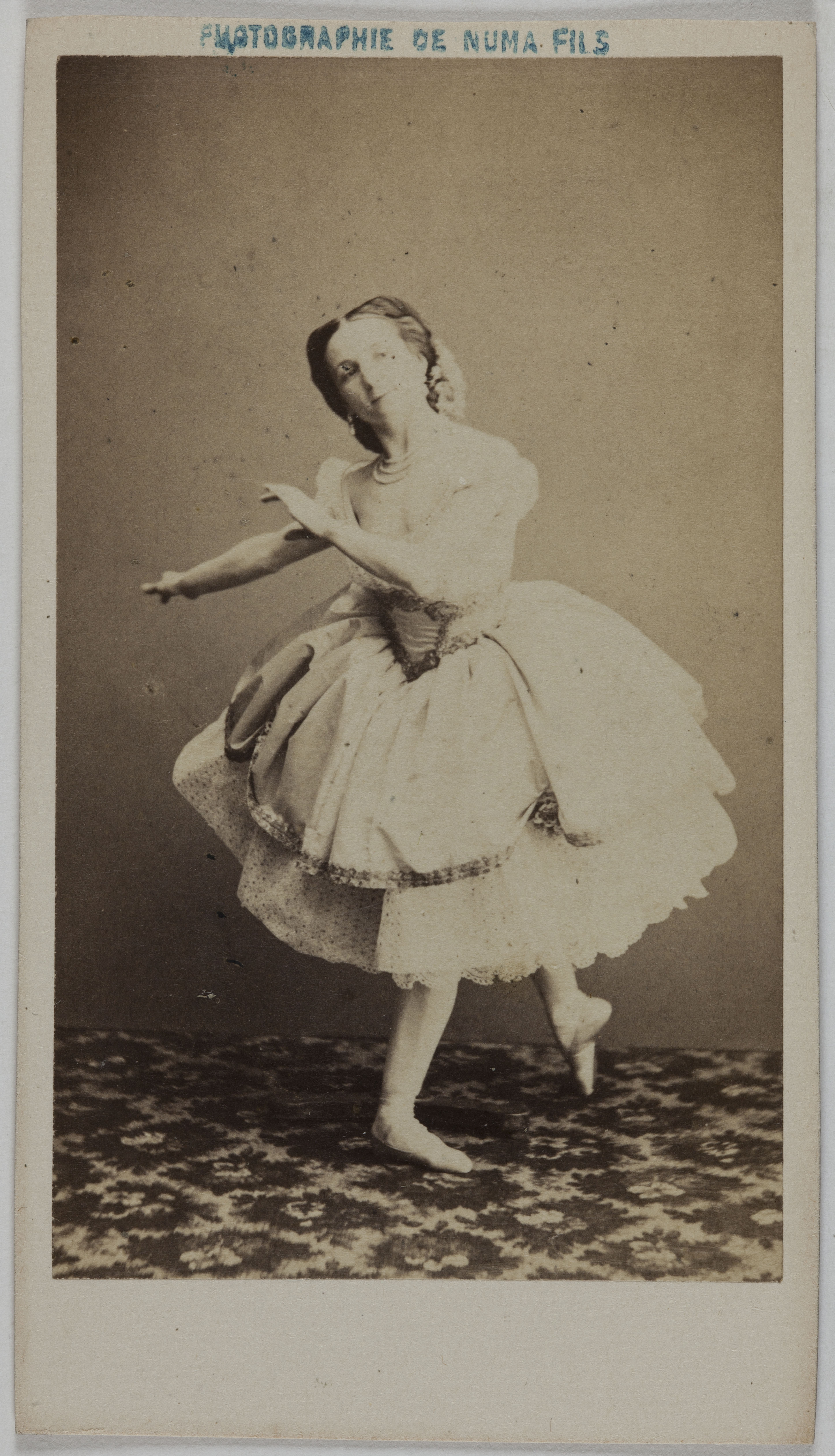 Numa Fils, Portrait de Baderna (danseuse)