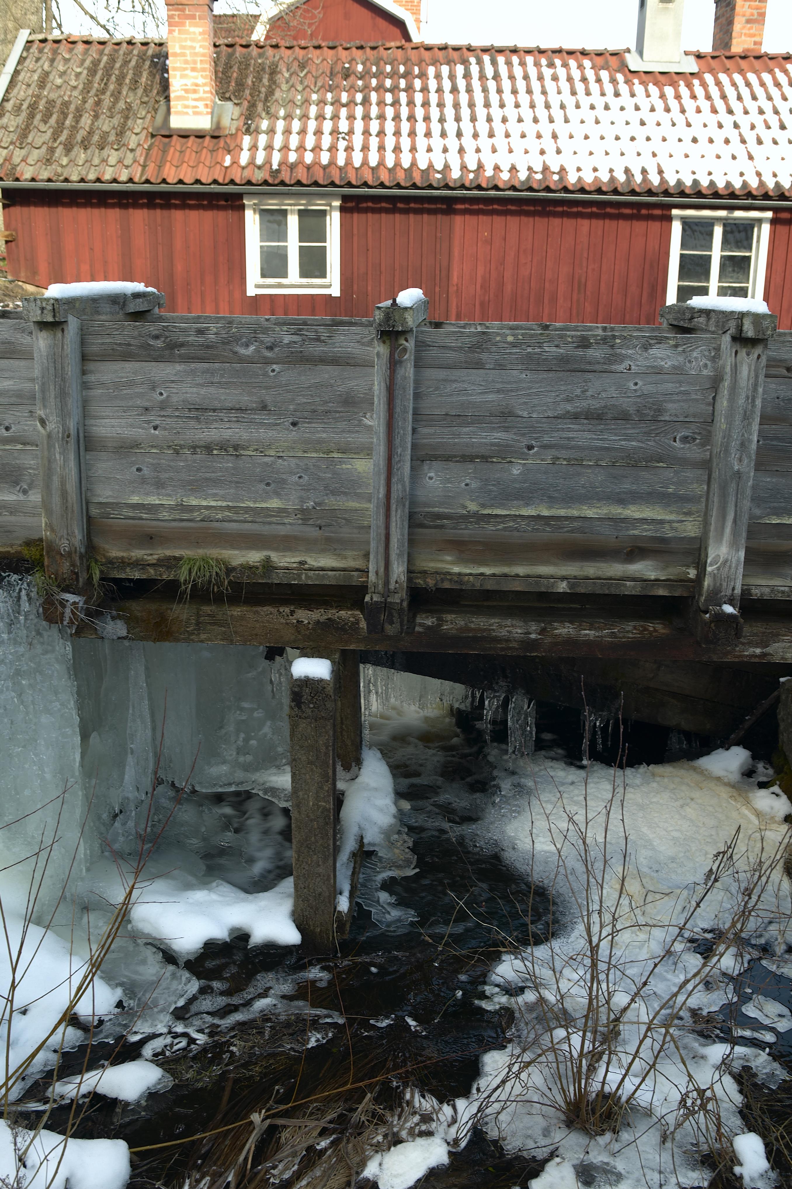 Bengt A Lundberg, Wira bruk