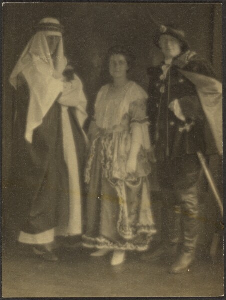 Louis Fleckenstein, [Three People in Costume]