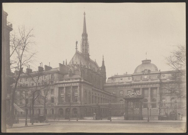 Unknown, [Palais de Justice with spire of Sainte-Chapelle]
