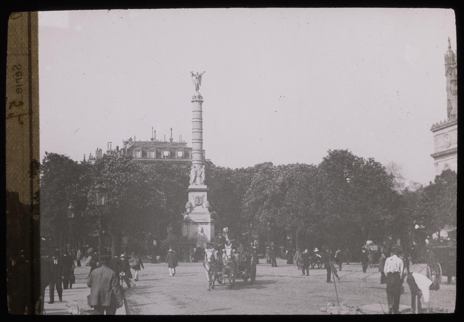 Desconegut, Paris. Place du Chatelet Mazo, E.