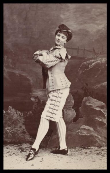 London Stereoscopic and Photographic Company, Guy Little Theatrical Photograph