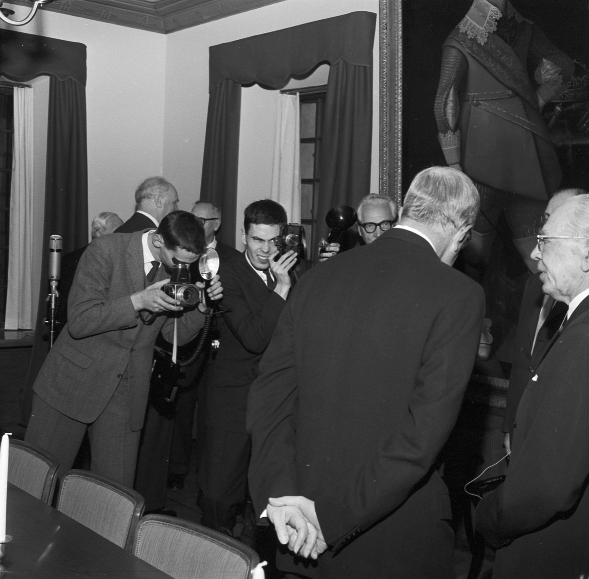Uppsala-Bild, Gustav Adolfs Akademien, invigning av nya lokaler med kungen som hedersgäst, Uppsala 1958