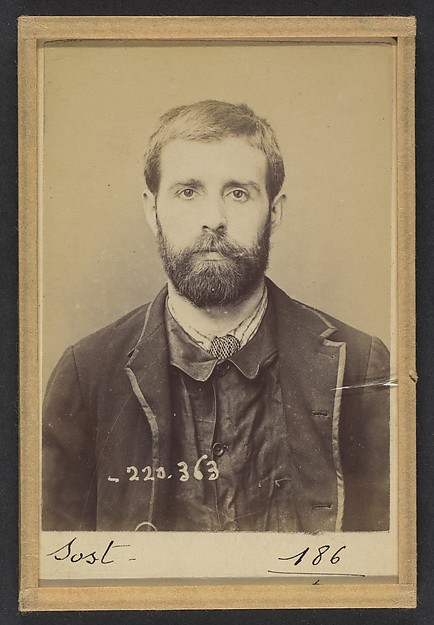 Alphonse Bertillon, Sost. Edmond. 30 ans, né à Serqueux (Seine-Inférieure) le 15/11/64. Ciseleur. Anarchiste. 1/7/94.