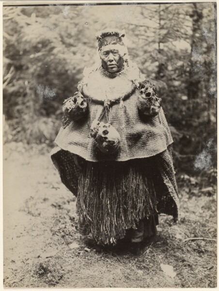 Edward S. Curtis, [A Kwakiutl Head Hunter Dressed for a Kominaka Dance]