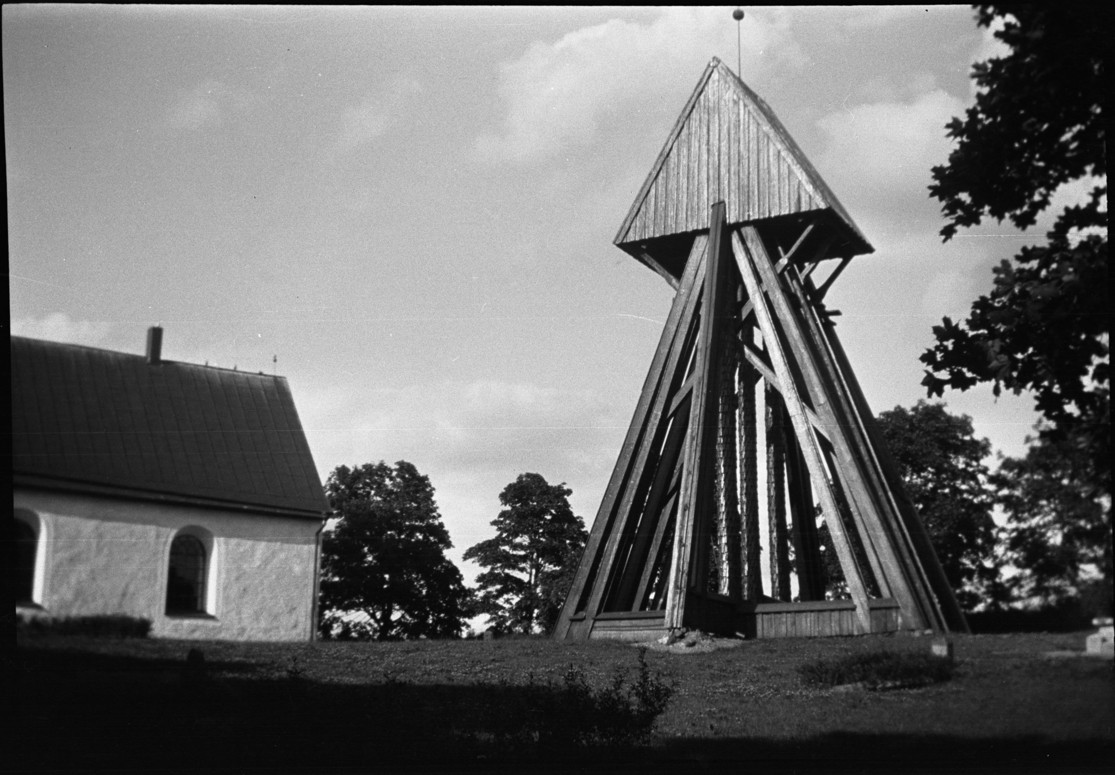 Berit Wallenberg, Sättersta kyrka