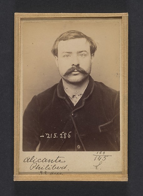 Alphonse Bertillon, Alicante. Philibert. 33 ans, né à Seire (Seine & Oise). Coupeur de talons. Anarchiste. 7/3/94.