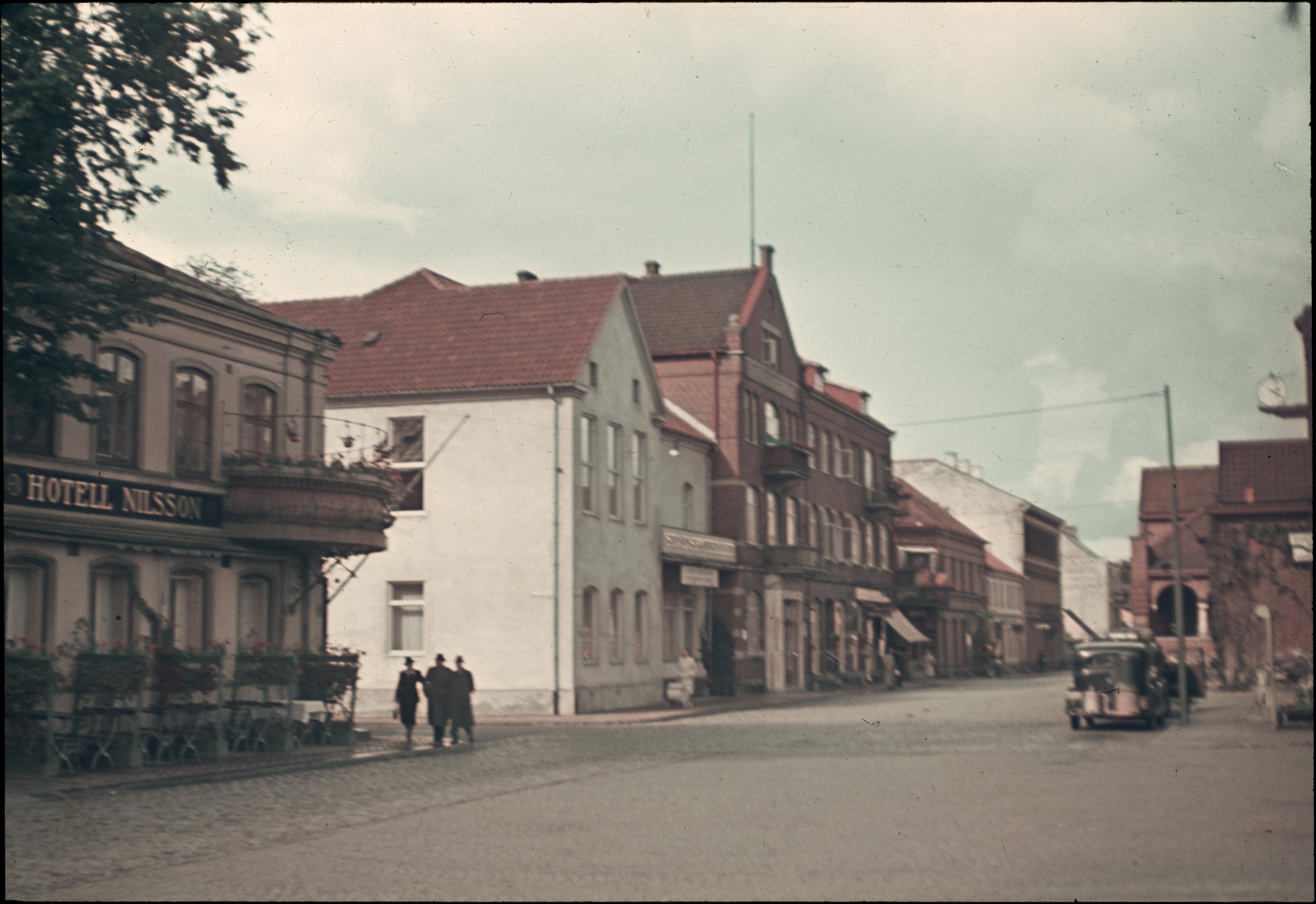 Fredrik Bruno, Eslövs järnvägsstation