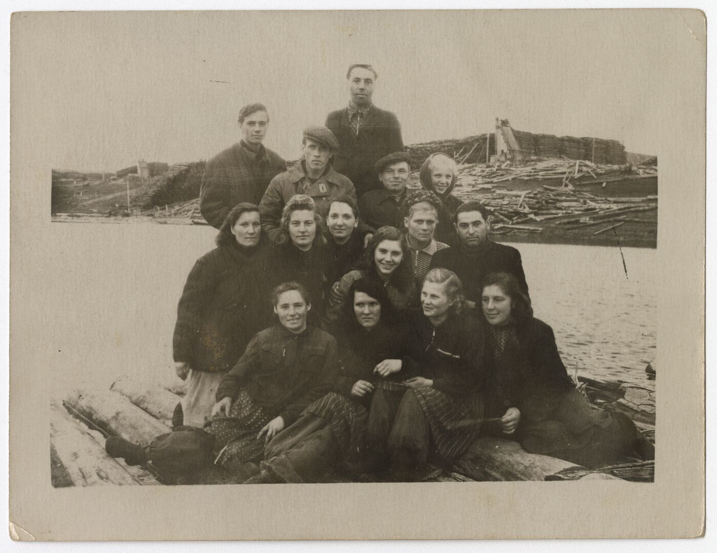 Nežinomas autorius, Lietuvių tremtinių brigada