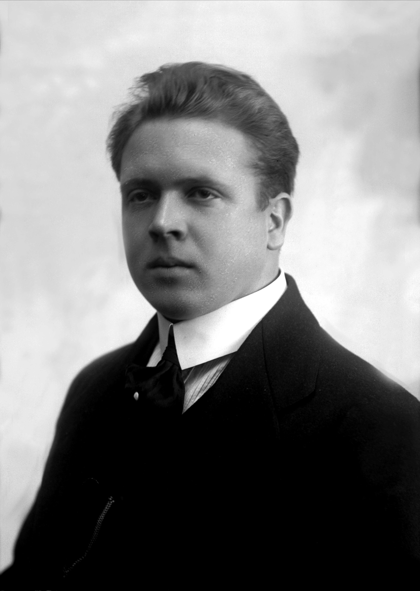 Gustav Borgen, NFB.00968