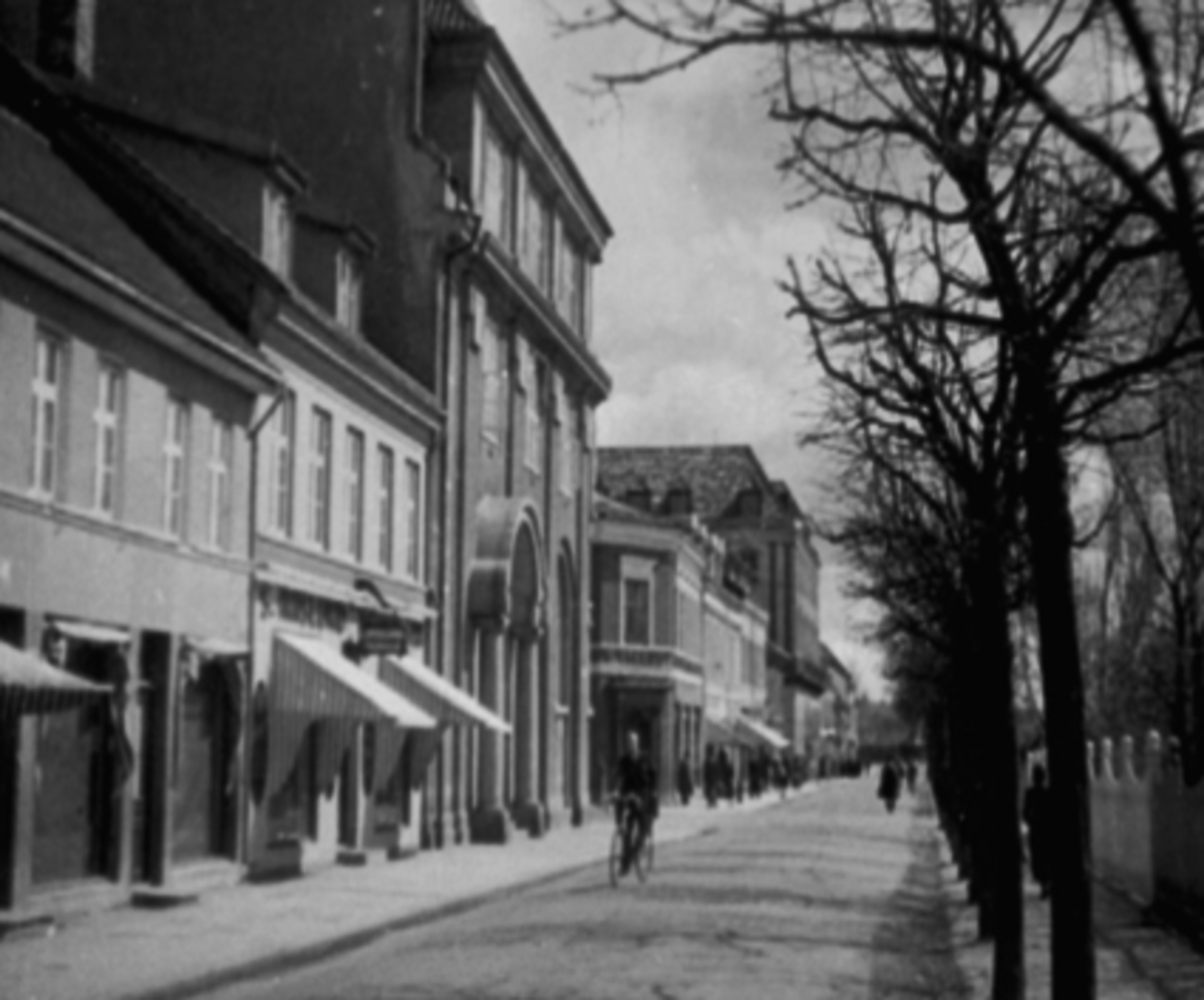 Anno Domkirkeodden, EKSTERIØR STRANDGATA 43