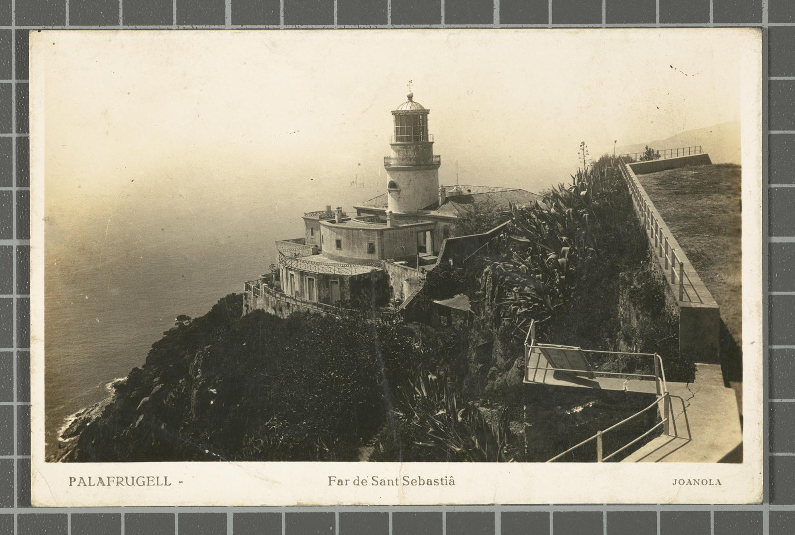 Desconegut, Palafrugell - Far from San Sebastian