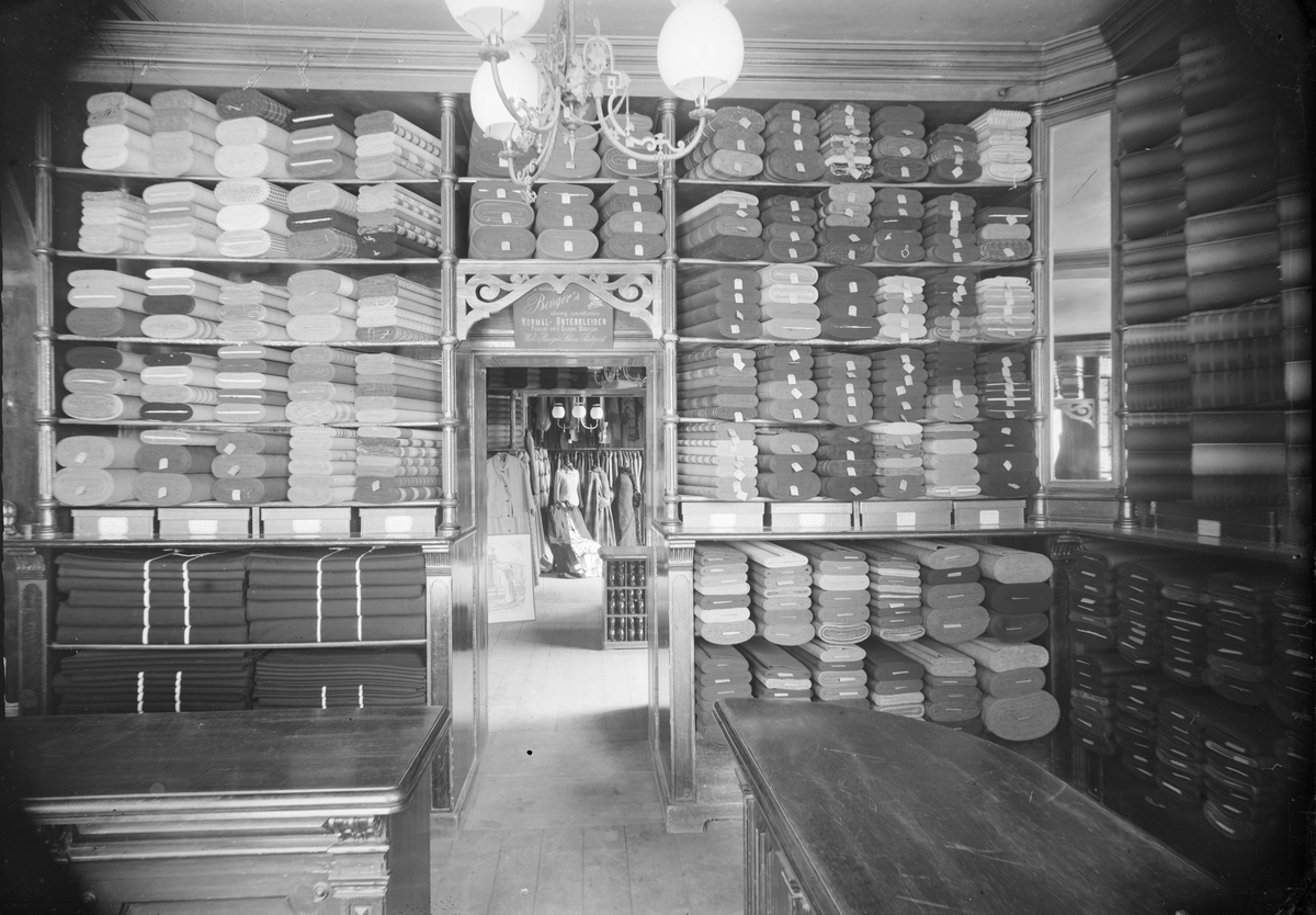 Henri Osti's Fotografiateliér, AB Ågren & Karell, Svartbäck Street 6, Uppsala