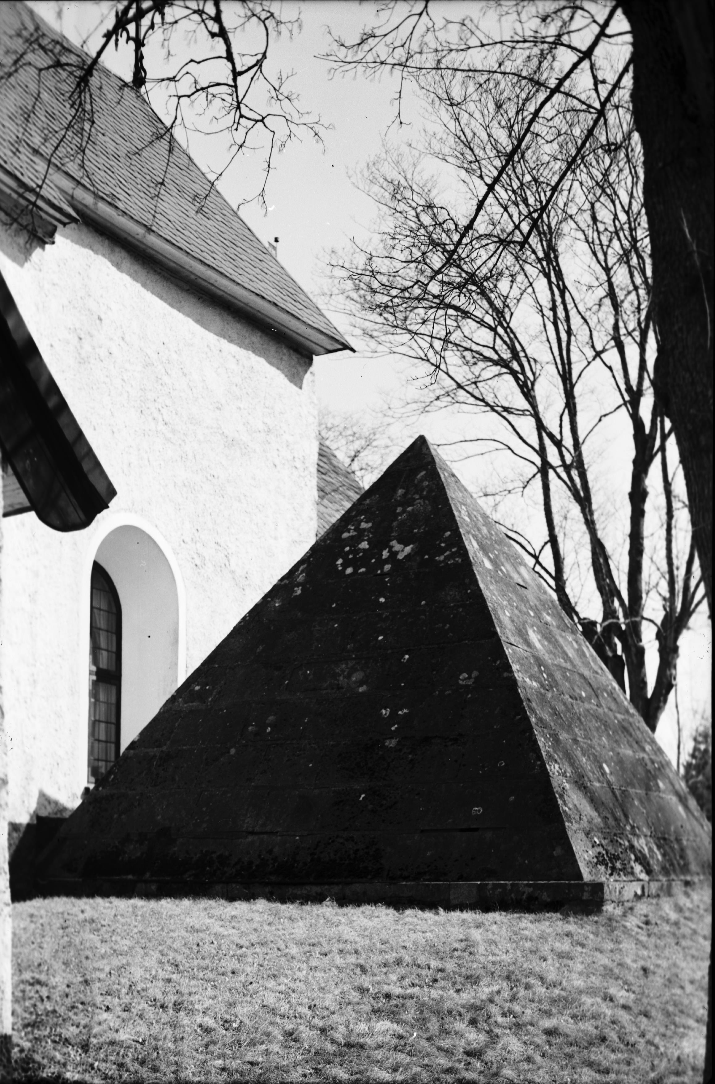 Nils Lagergren, Järfälla kyrka