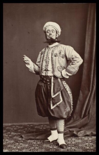 London Stereoscopic and Photographic Company, Guy Little Theatrical Photograph
