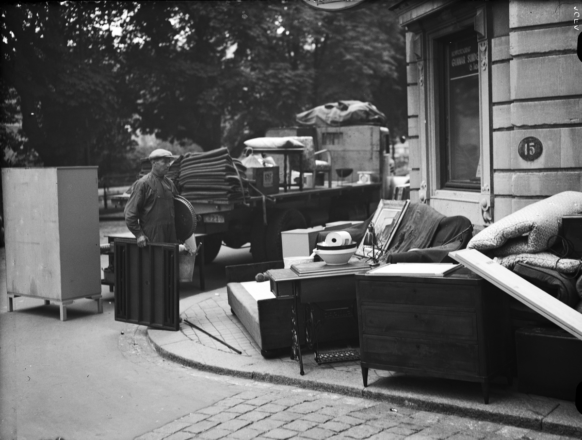 Paul Sandberg, “It is moved in Upsala. Movement on the housing front larger than last year,” Uppsala October1942