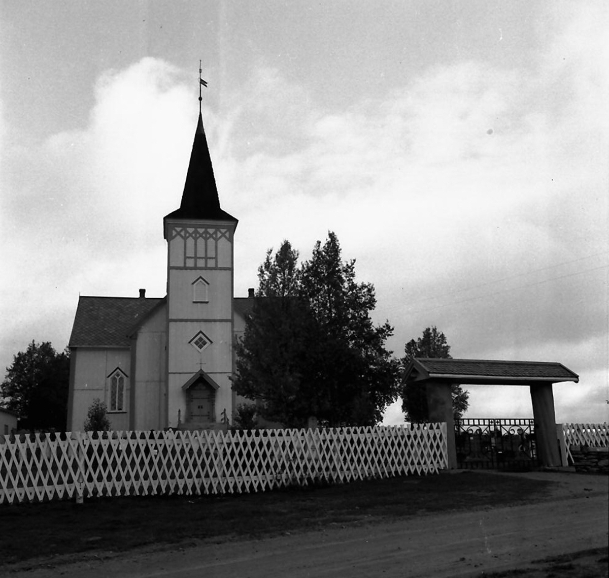 Per Magne Grue, Kirke, Os.