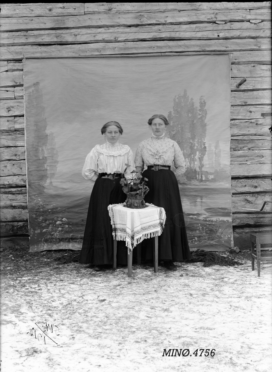 Peder J. Bredalslien, portrett, klær,