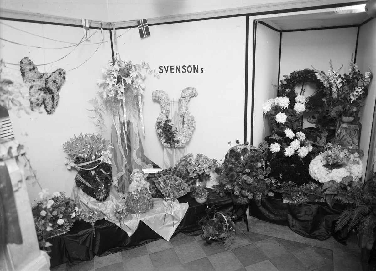 Paul Sandberg, Svensons Blomsterhandels monter på Upsala Fabriks- och handtverksförenings utställning, en trappa upp, Nedre Slottsgatan 6