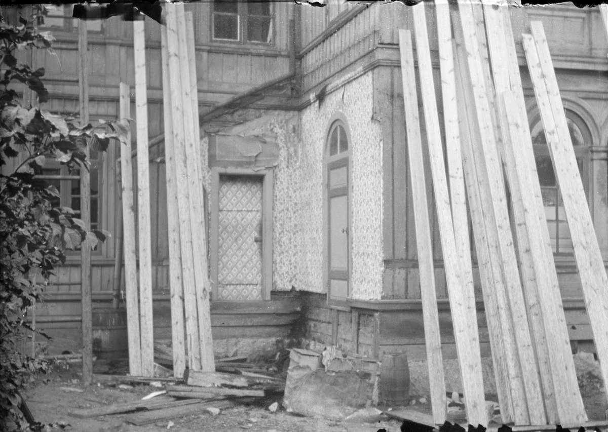 Henri Osti's Fotografiateliér, Restaurering av byggnad, sannolikt kvarteret Svava, Uppsala före 1914
