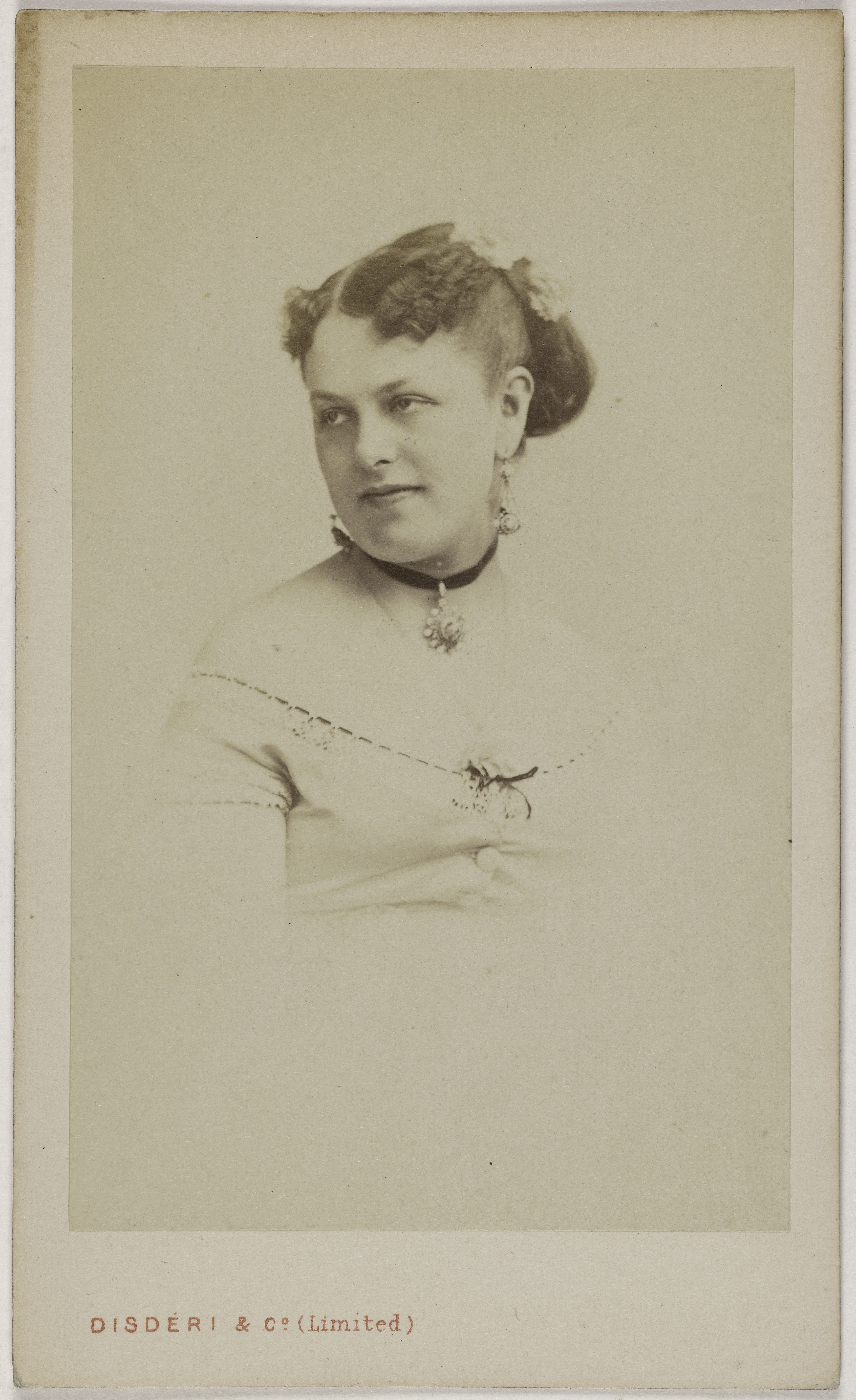 Disderi & Cie, Portrait d'Esther David (actrice)