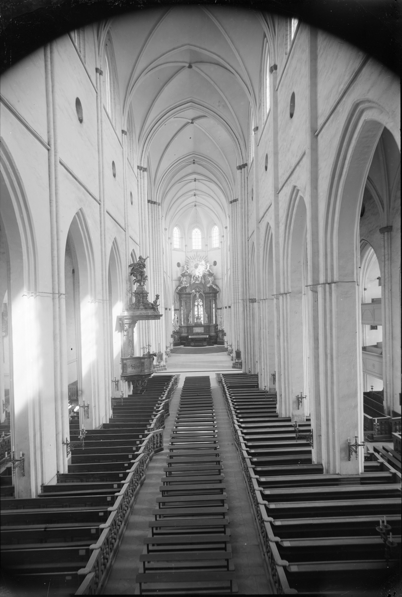 Henri Osti's Fotografiateliér, Högaltaret, Uppsala domkyrka, Uppsala 1894