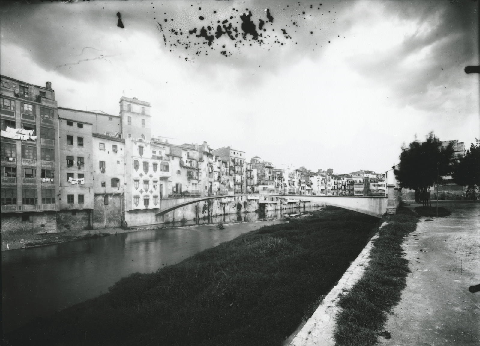 Josep Thomas Bigas, [Houses of the Onyar]