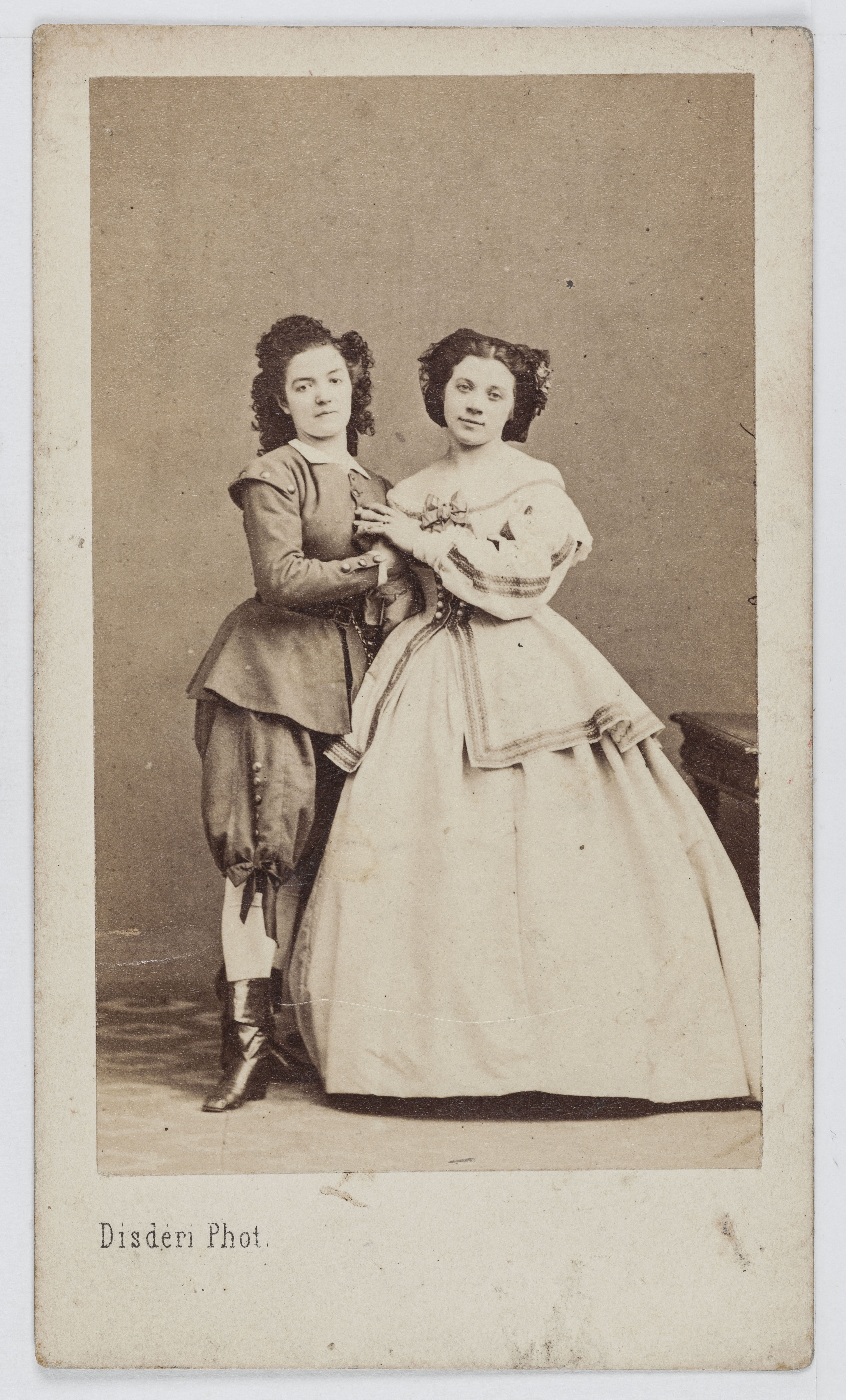 André-Adolphe-Eugène Disdéri, Portrait de Mademoiselle François, dite Mademoiselle de Taisy, chanteuse à l'Opéra Comique et à l'Opéra en 1861, dans La Xacarilla avec Godfrend.