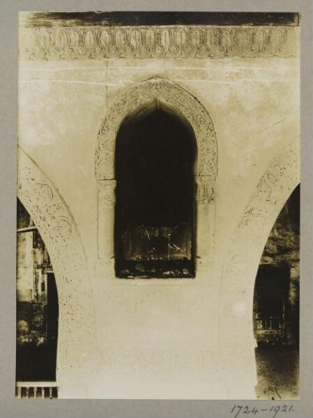 K.A.C. Creswell, Niche between arches in the qibla iwan of the mosque of Ahmad ibn Tulun, Cairo