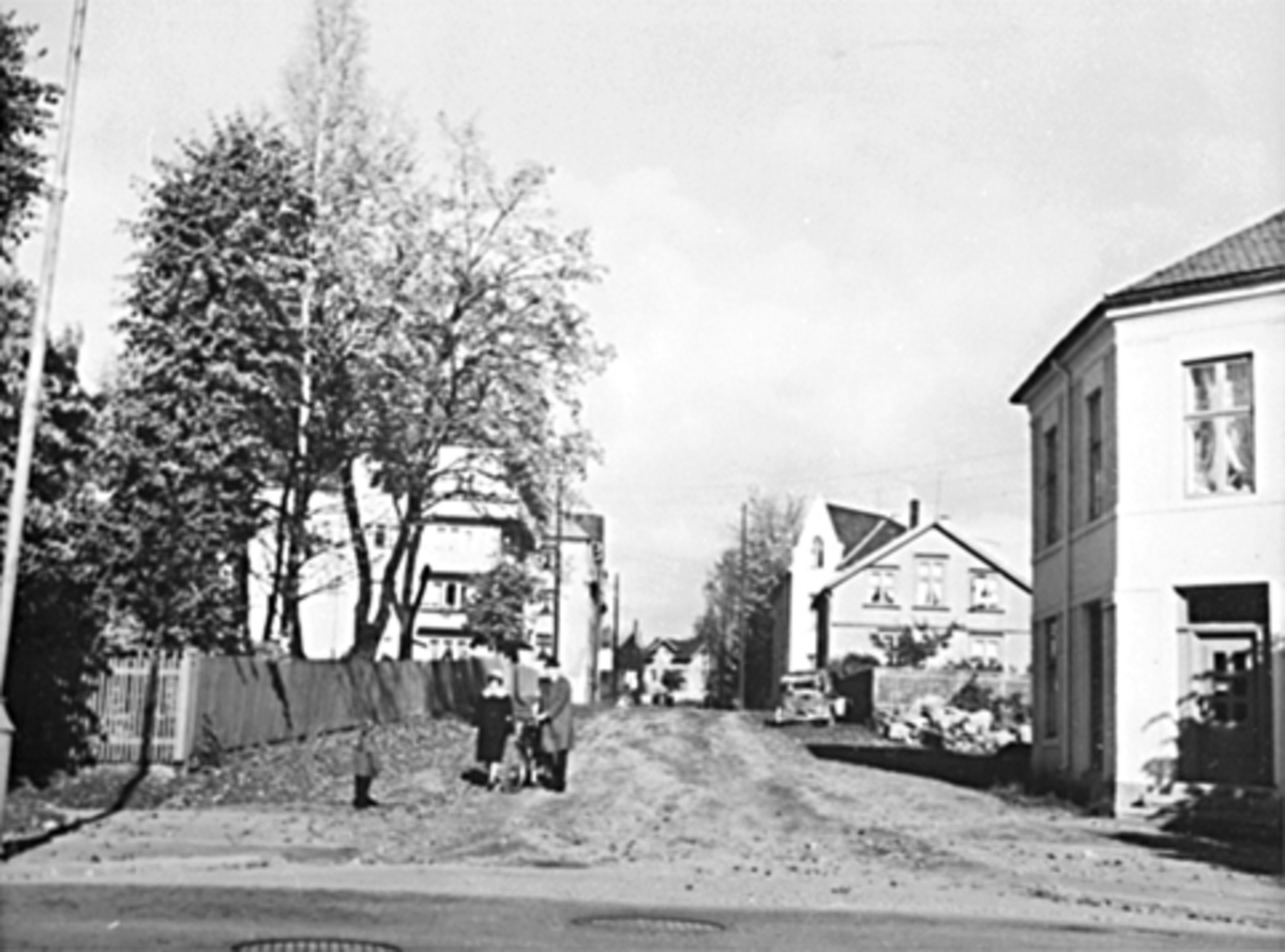 Anno Domkirkeodden, OVERSIKT WELHAVENSGATE/STANGEVEGEN, FOLK, STANGEVEGEN 62