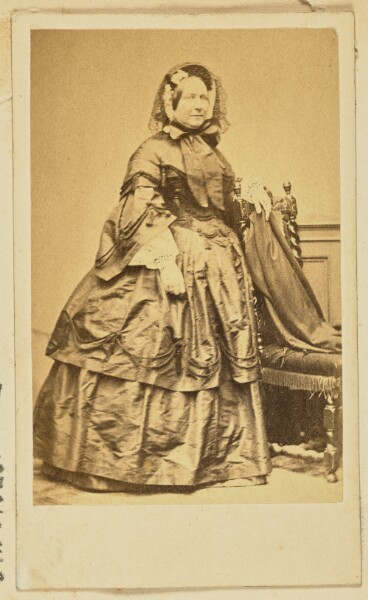 Unknown, [Portrait of a woman]