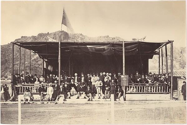 John Thomson, The Grand Stand, Amoy 1871