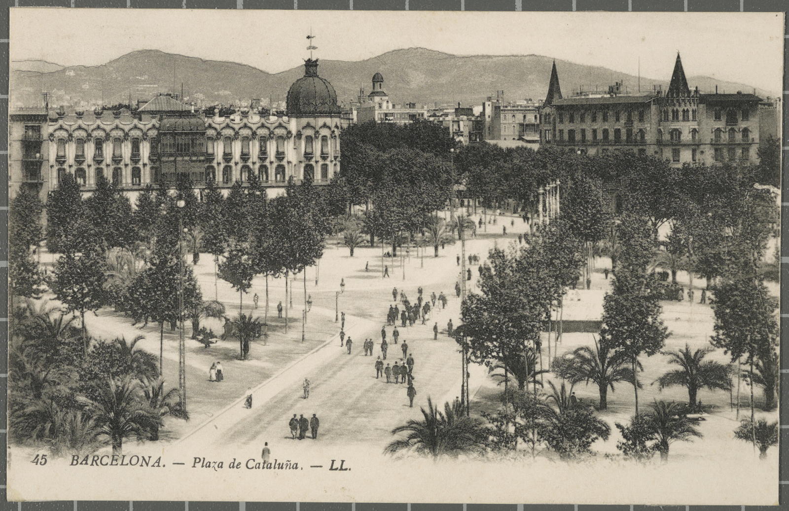 Desconegut, 45 BARCELONA. - Plaza of Cataluña. - LL.