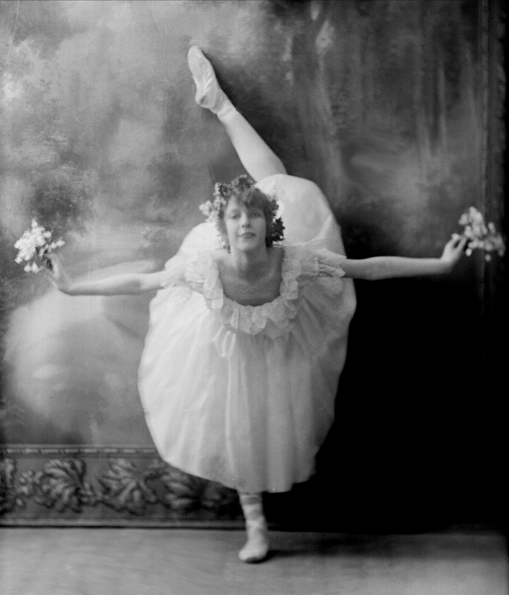 Gustav Borgen, Portrett, ballettdanser, Gunvor Ulring.
