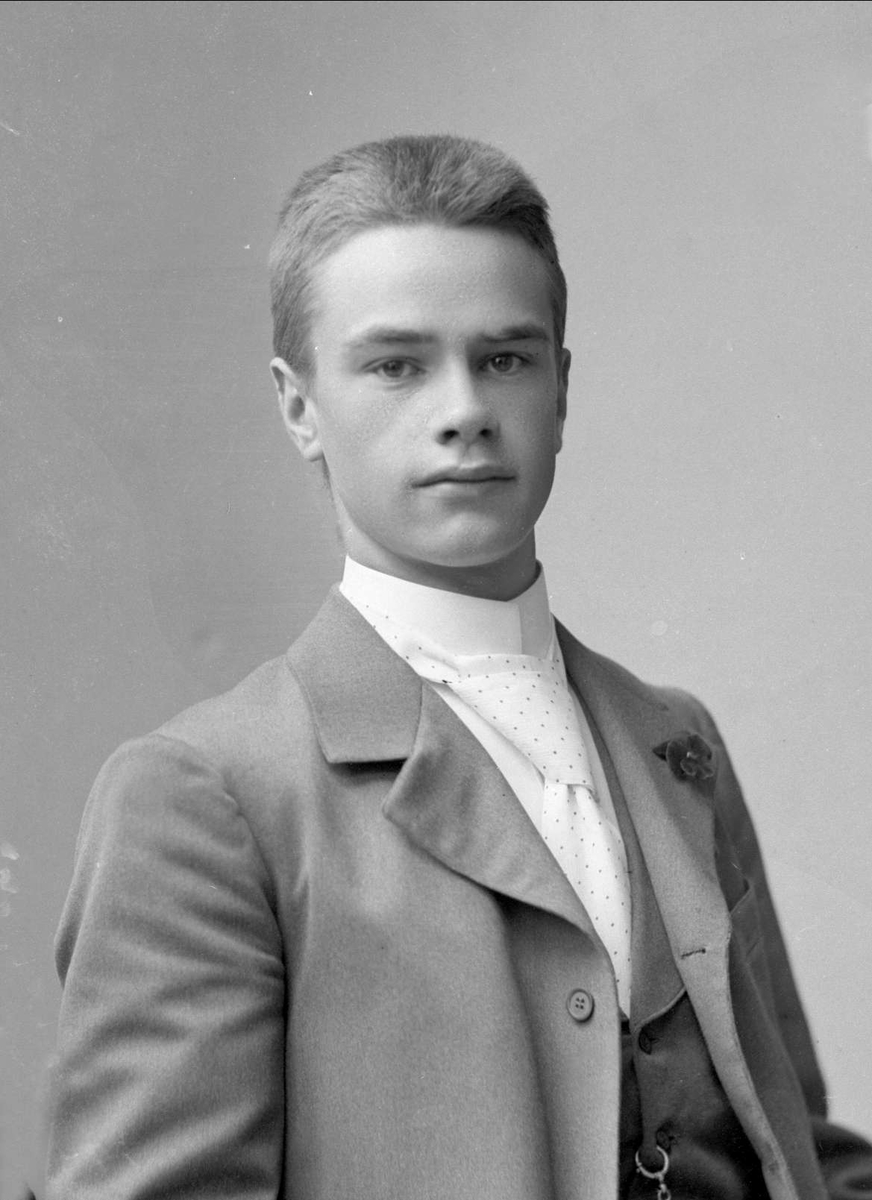 Gustav Borgen, NFB.32049