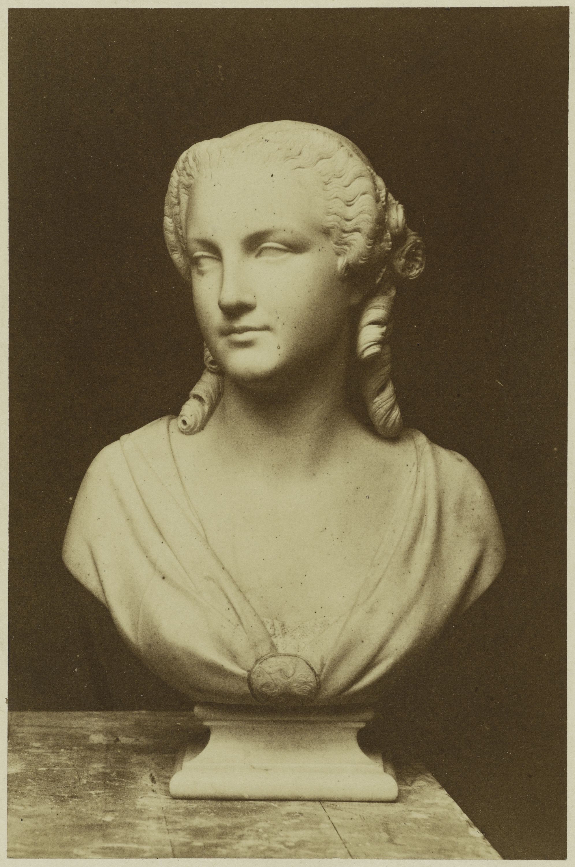 Anonyme, Buste de femme par le sculpteur Georges Diébolt (1816-1861)