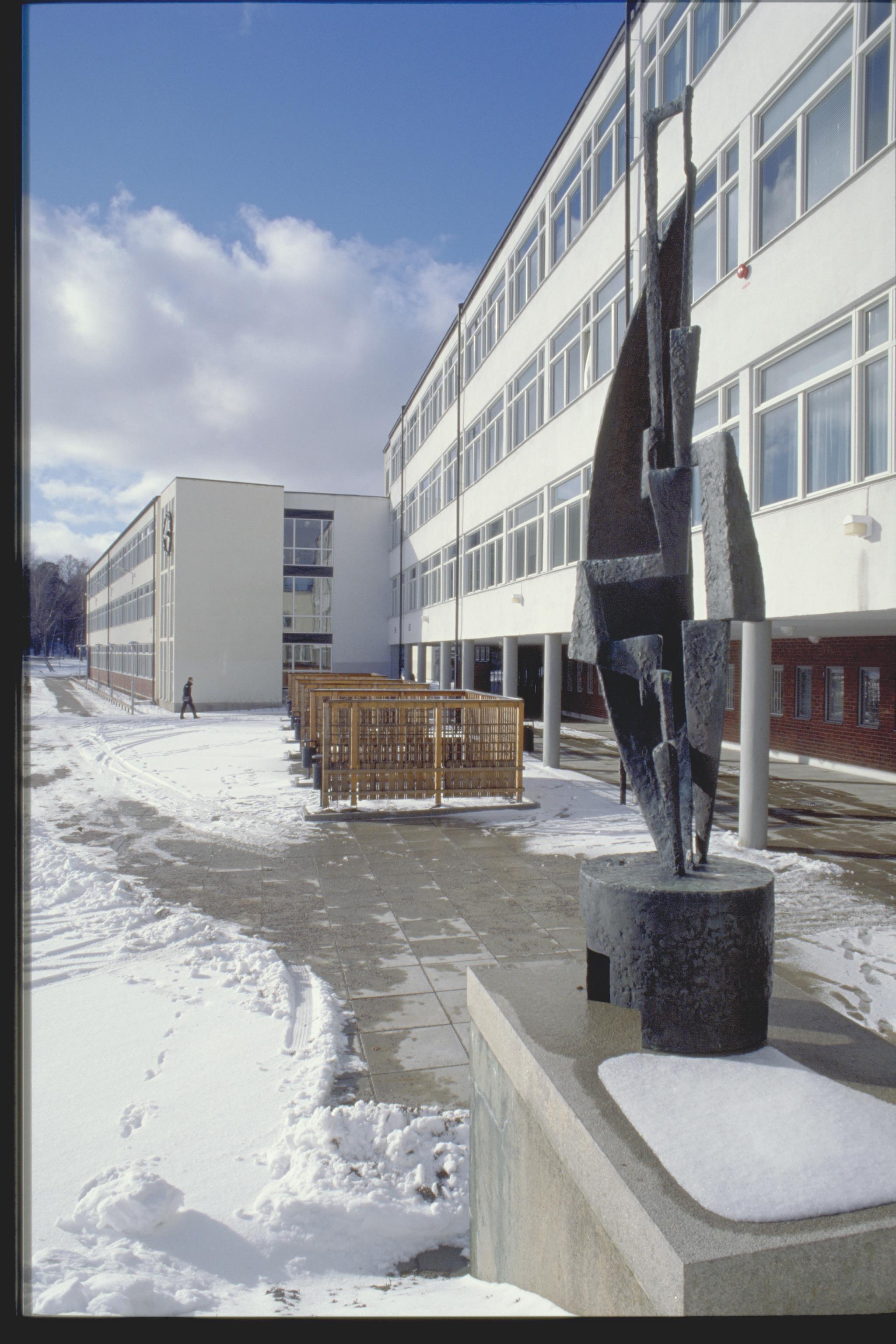 Bengt A Lundberg, Kärrtorps gymnasium