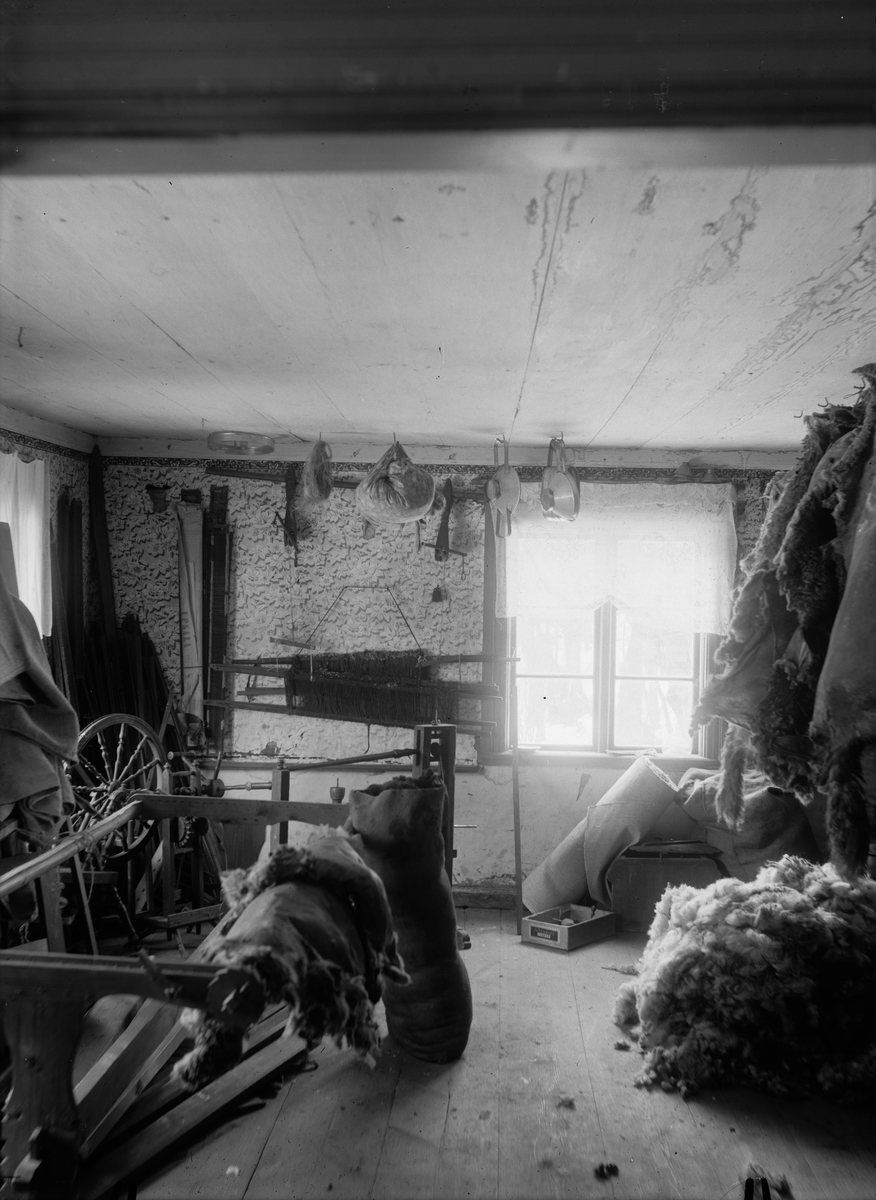 Paul Sandberg, Interior from Nyvlastugan - now at the open-air museum Disagården - in its original location