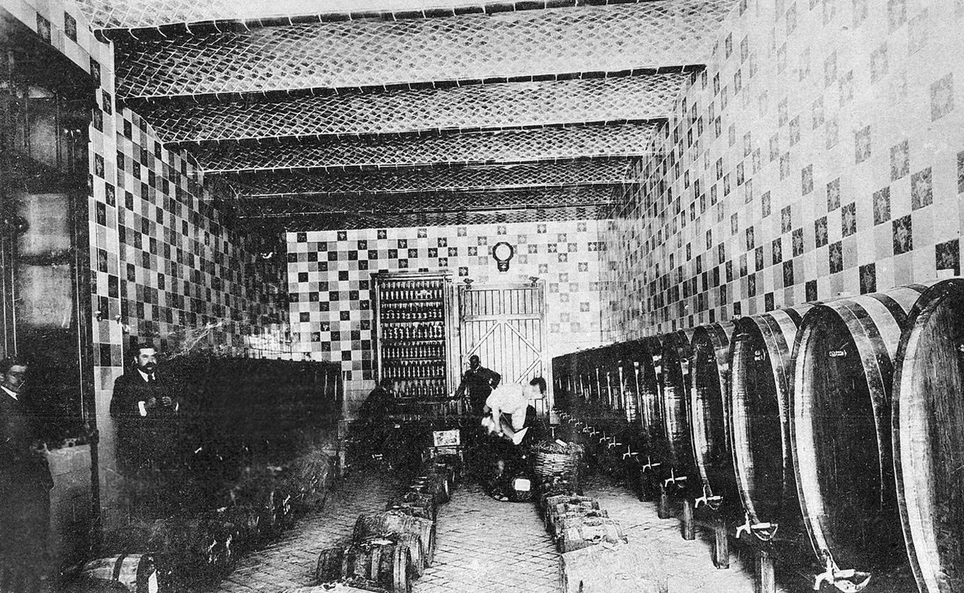 Desconegut, [Distillery Regas]