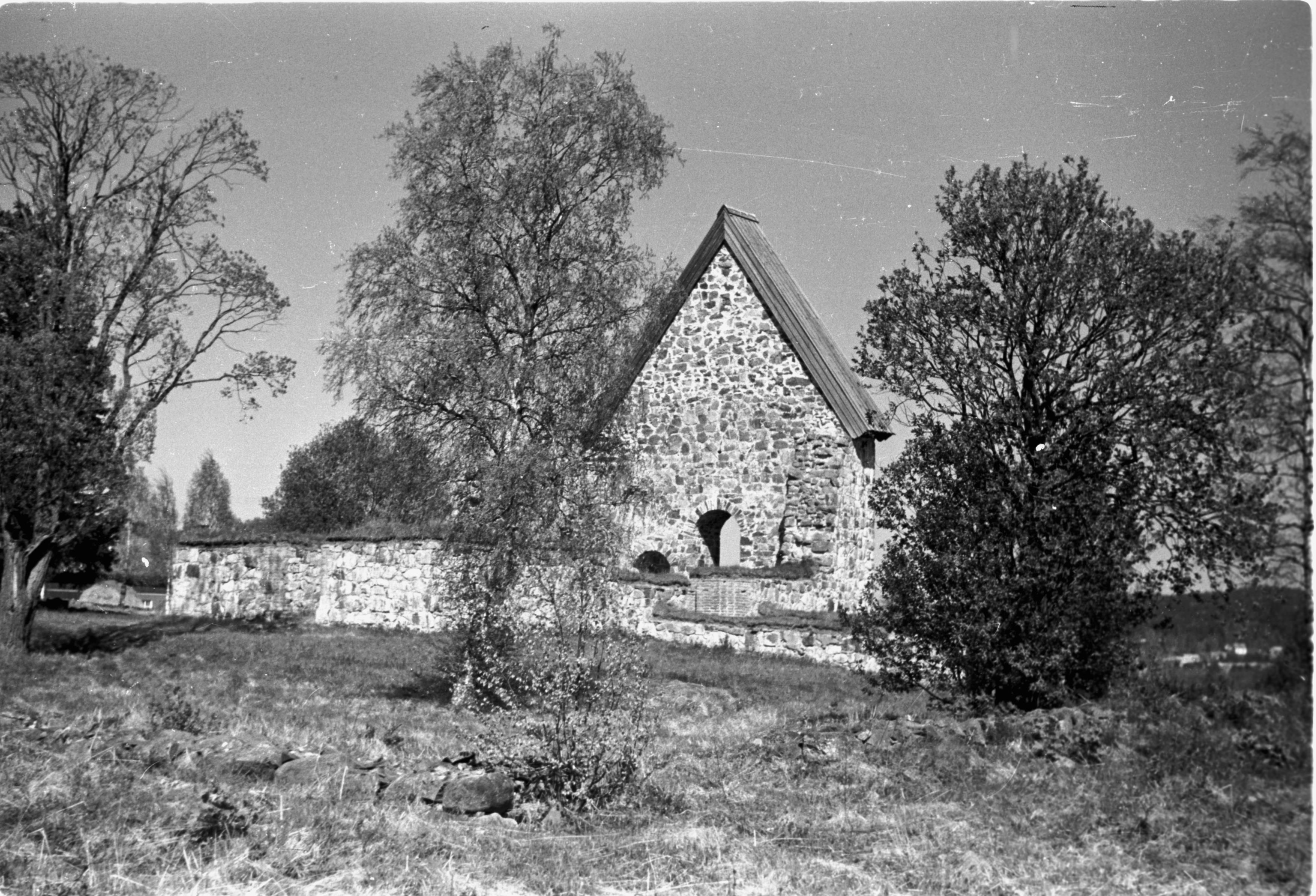 Bertil Berthelson, Selångers kyrkoruin