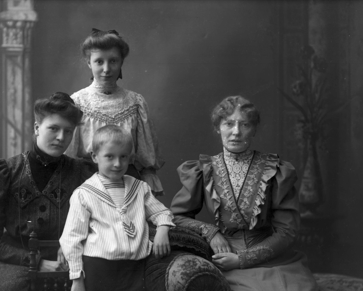 Gustav Borgen, Avfotografering.